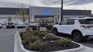 Warehouse overstock clearance